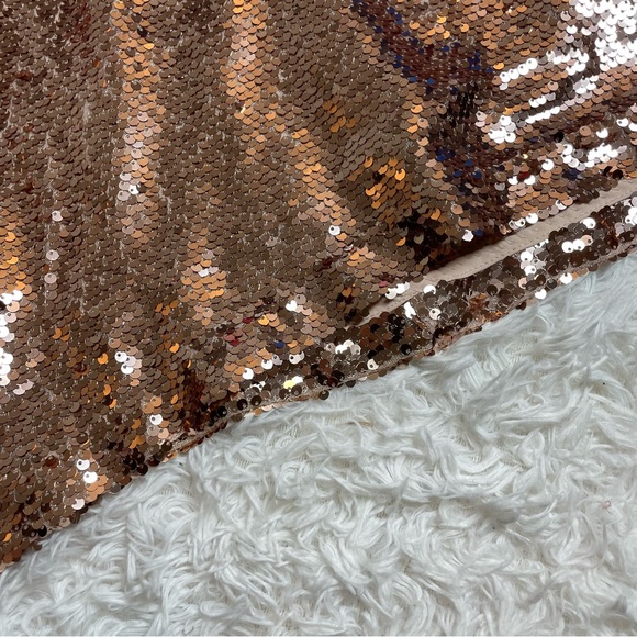 NWT Lulu’s Rose Gold Dress 🌟 - Picture 6 of 9